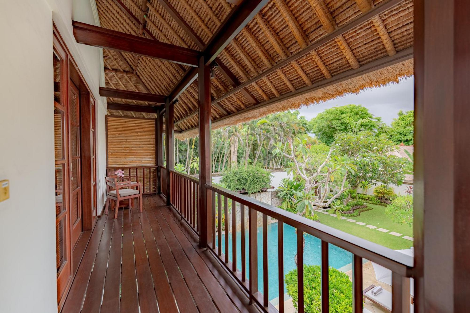 Villa Dorado - Steps From Jimbaran Beach Esterno foto