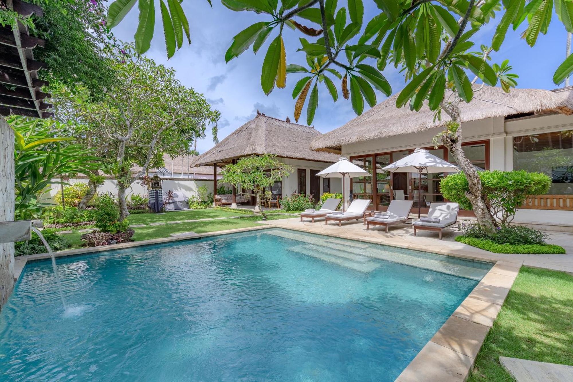 Villa Dorado - Steps From Jimbaran Beach Esterno foto